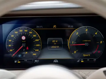 Mercedes-Benz S