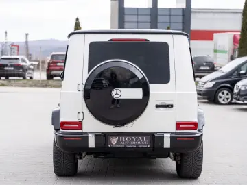 Mercedes-Benz G