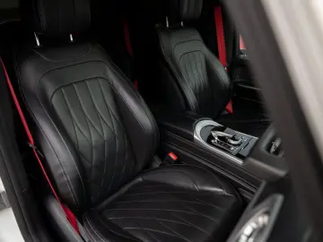 Mercedes-Benz G