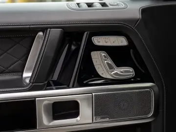 Mercedes-Benz G