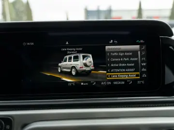 Mercedes-Benz G
