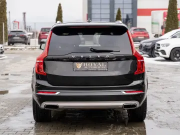 Volvo Xc-90