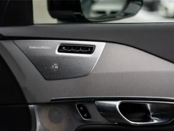 Volvo Xc-90