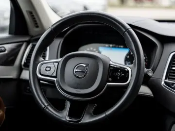 Volvo Xc-90