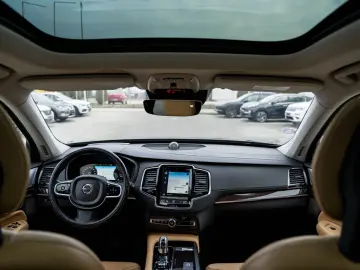 Volvo Xc-90