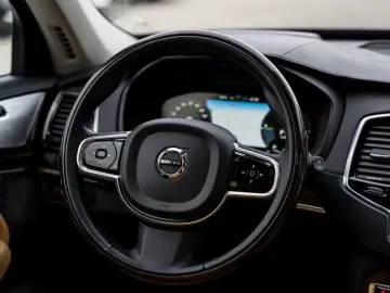 Volvo Xc-90