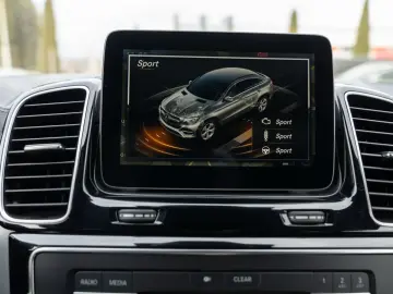 Mercedes-Benz Gle-Coupe