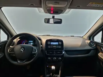 RENAULT CLIO 1.2 16V 75CP Life