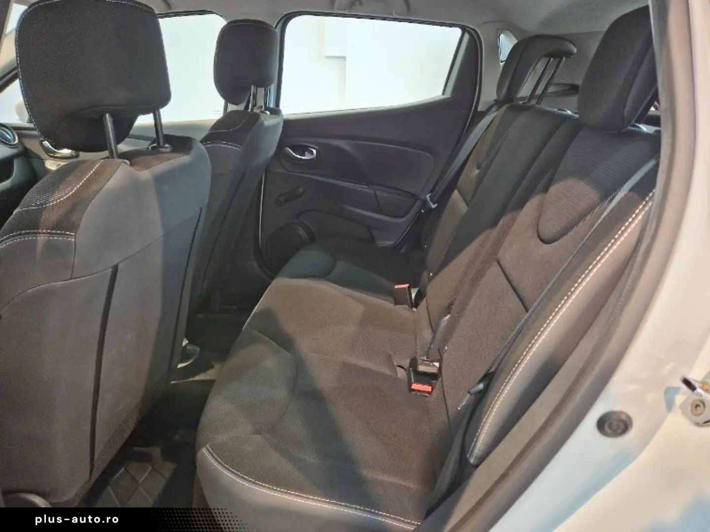 RENAULT CLIO 1.2 16V 75CP Life