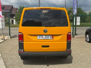 VW T6 - 8 locuri - 03 2019 - 2.0 diesel 150cp - Posib RATE