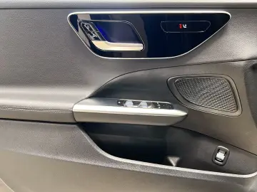 Mercedes-Benz C 200 d AVANTGARDE