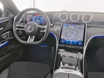 Mercedes-Benz C 200 d AMG NIGHT DISTR HUD BURM