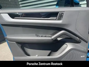 Porsche Cayenne BOSE air suspension LED matrix