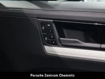 PORSCHE Cayenne S E-Hybrid HA-Lenkung;Head-Up;BOSE;AHZV
