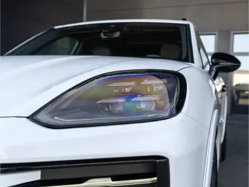 PORSCHE Cayenne S E-Hybrid BOSE Sportaga. InnoDrive HUD