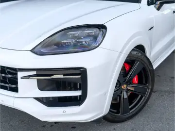 PORSCHE Cayenne S E-Hybrid BOSE Sportaga. InnoDrive HUD
