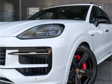 PORSCHE Cayenne S E-Hybrid BOSE Sportaga. InnoDrive HUD