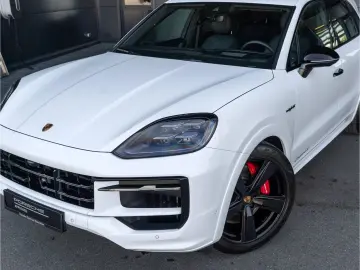 PORSCHE Cayenne S E-Hybrid BOSE Sportaga. InnoDrive HUD