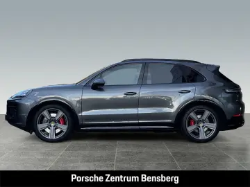 PORSCHE Cayenne GTS Pano Head-Up 22Zoll Nachtsicht