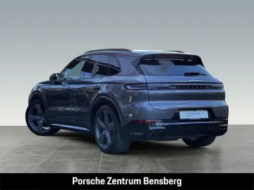 PORSCHE Cayenne GTS Pano Head-Up 22Zoll Nachtsicht