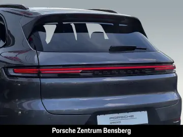 PORSCHE Cayenne GTS Pano Head-Up 22Zoll Nachtsicht