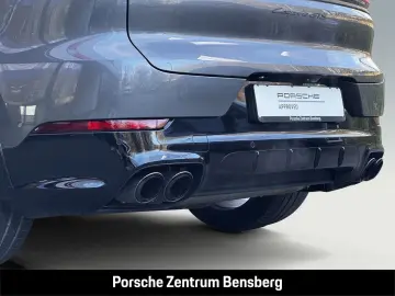 PORSCHE Cayenne GTS Pano Head-Up 22Zoll Nachtsicht