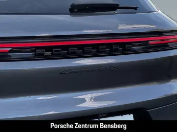 PORSCHE Cayenne GTS Pano Head-Up 22Zoll Nachtsicht