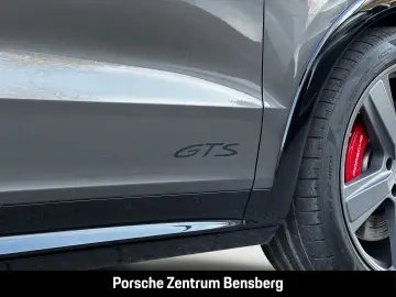 PORSCHE Cayenne GTS Pano Head-Up 22Zoll Nachtsicht