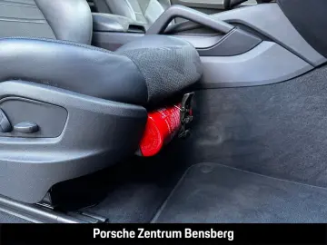 PORSCHE Cayenne GTS Pano Head-Up 22Zoll Nachtsicht