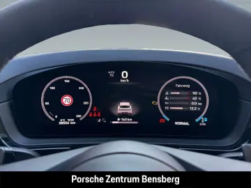 PORSCHE Cayenne GTS Pano Head-Up 22Zoll Nachtsicht