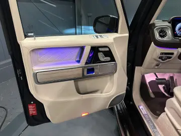 MERCEDES-BENZ G 500 Night-Paket MATT-Lack LEDER Beig…