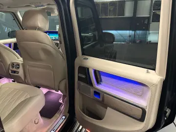 MERCEDES-BENZ G 500 Night-Paket MATT-Lack LEDER Beig…