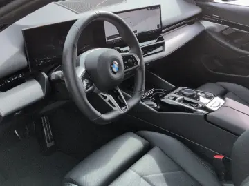 BMW 520d Limo M-Sport H K ACC ad.LED DAB RFK SHZ LRH