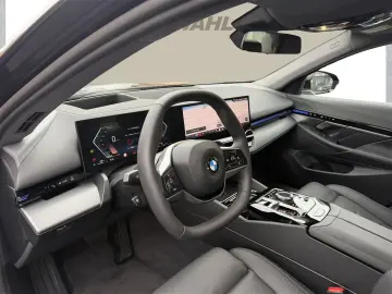 BMW 520i LiveCockpit Prof HeadUp Adapt LED Travel Co