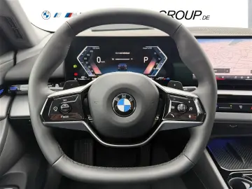 BMW 520i LiveCockpit Prof HeadUp Adapt LED Travel Co