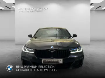 BMW 530d xDrive Limousine M Sport Standheizung AHK