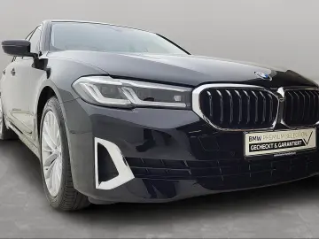 BMW 530d xDrive Limousine Standheizung Harman K LED