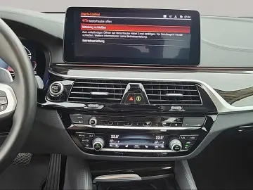 BMW 530d xDrive Limousine Standheizung Harman K LED