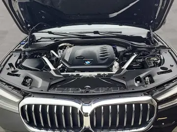 BMW 530d xDrive Limousine Standheizung Harman K LED