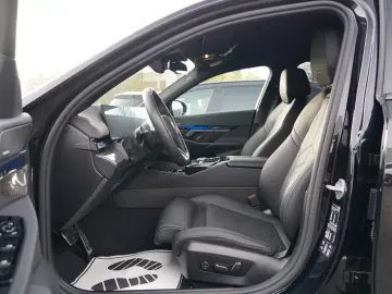 BMW 520d xDrive M Sport ICONIC 360 H&K HEADUP MEMORY