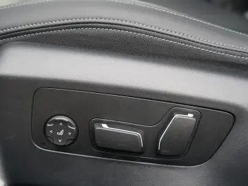 BMW 520d xDrive M Sport ICONIC 360 H&K HEADUP MEMORY
