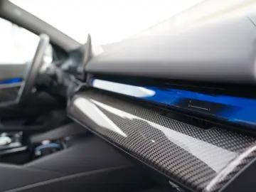 BMW 520d xDrive M Sport ICONIC 360 H&K HEADUP MEMORY