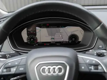 Audi Q5 55 TFSIe quattro S tronic S line