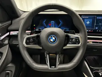 BMW 550e xDrive Limousine M Sportpaket Pro Harman Ka