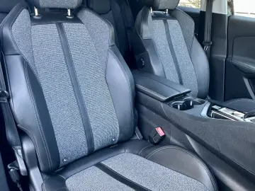 Peugeot 3008 2019  Conversie Distributie Rate Garantie