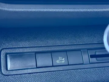 Peugeot 3008 2019  Conversie Distributie Rate Garantie