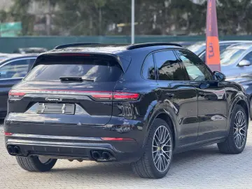 Porsche Cayenne S