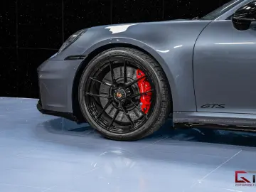 PORSCHE 911 992.2 Carrera GTS 18-way HD Sunroof Lifting