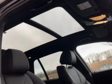 BMW X5 xDrive 30d M-Sport HUD Pano Memory