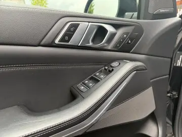 BMW X5 xDrive30d M Sport PANO LASER ACC STANDH H&K